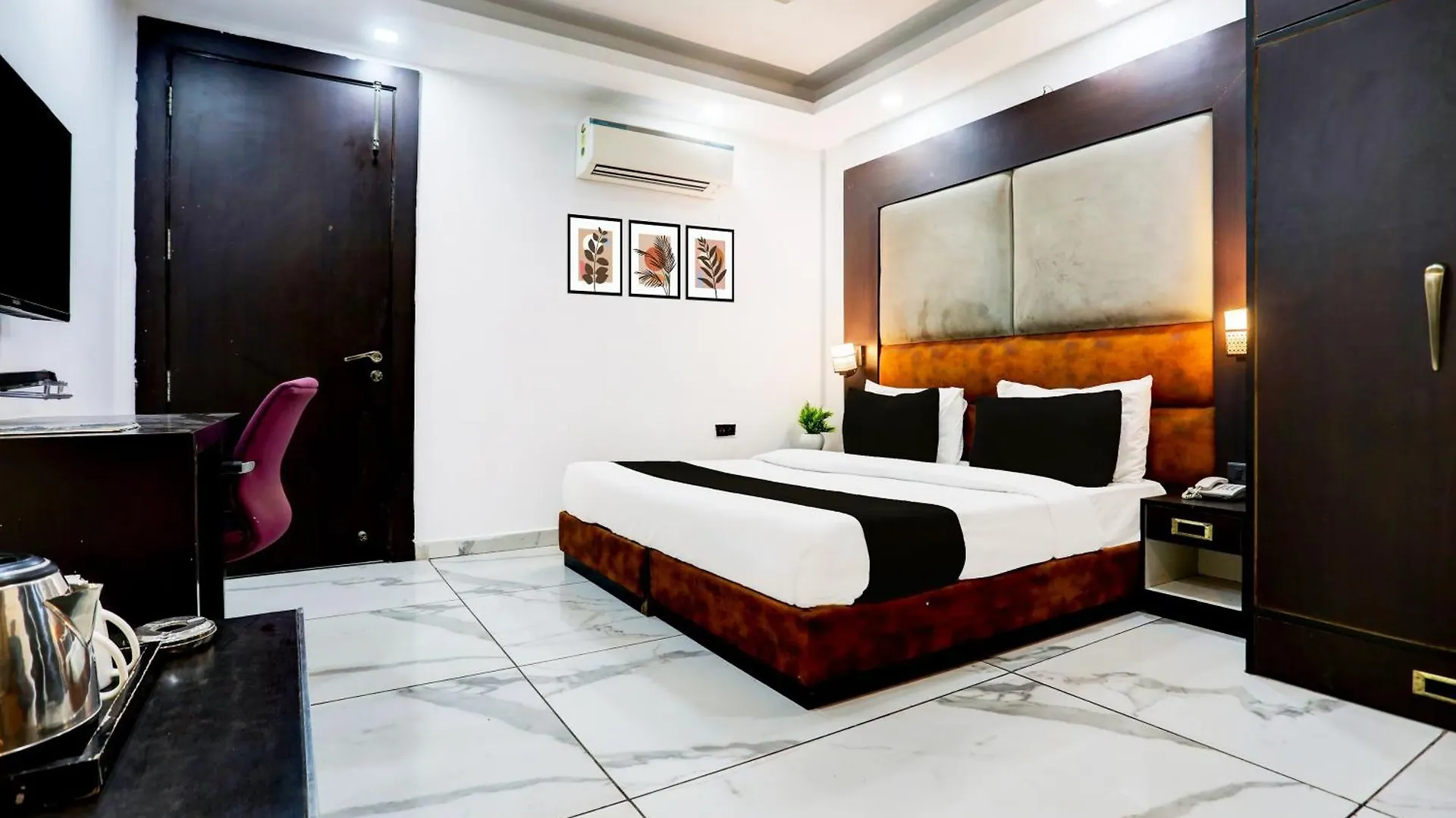 Super Townhouse Sector 52 Near Artemis Hospital Hotel Gurgáon India